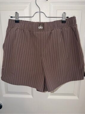 Alo Pinstripe Daylight Boxer Short - Mushroom